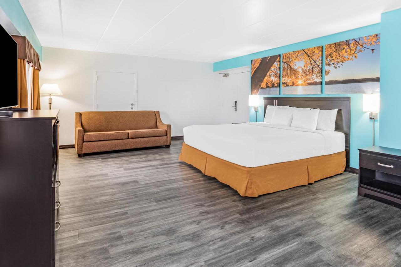 Days Inn By Wyndham Livonia Canton Detroit Номер фото